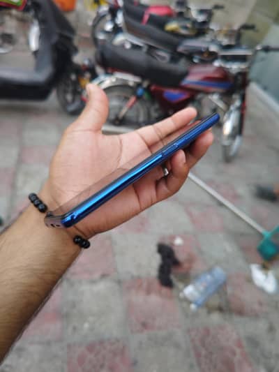 Poco x3 nfc  6,128 memory