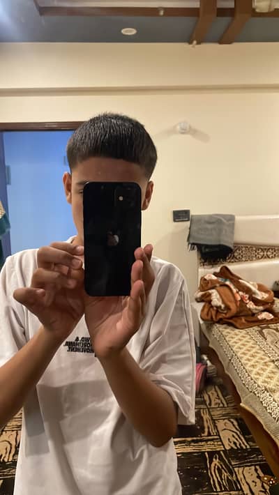 iPhone 12 all ok jv exchange possible