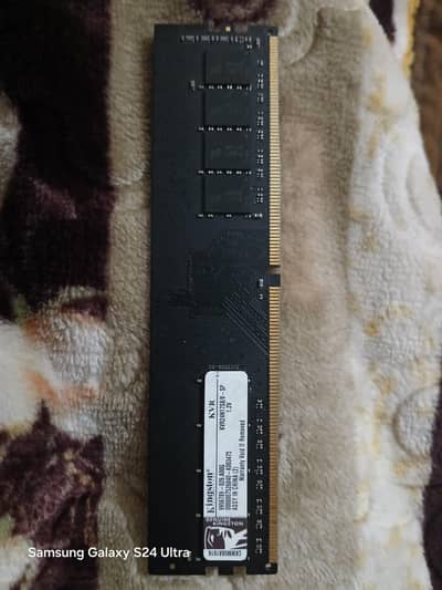 RAMs 8GB,4GB