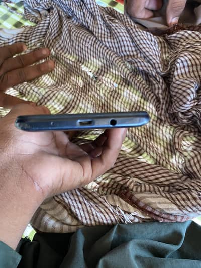 Infinix Hot 11 Play