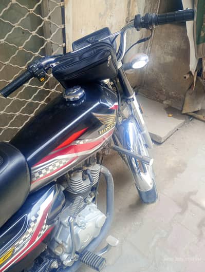 Honda CG 125 model 2024