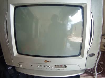 LG colour Television for sale hai