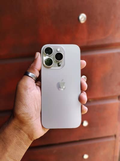 Apple iPhone 16 Pro 128 gb mdm 03188261350 Whatsapp