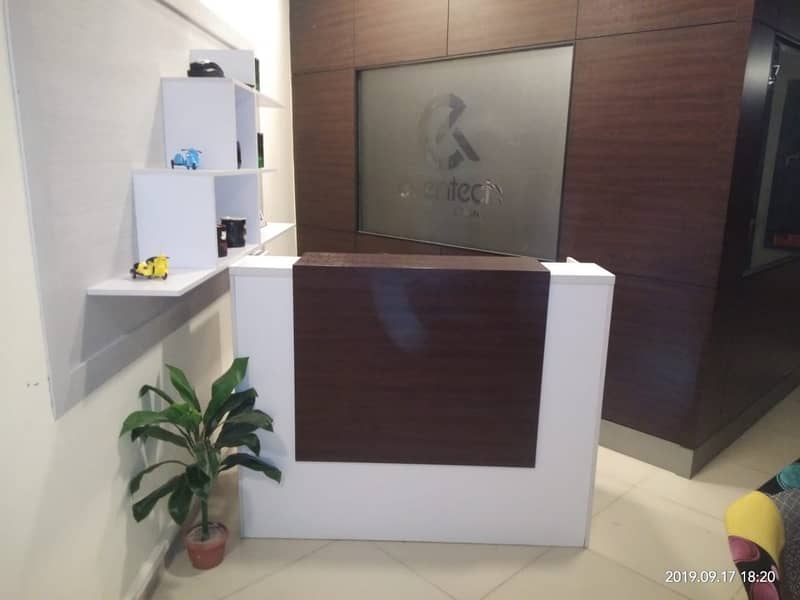 Reception Table | Counter Table 3