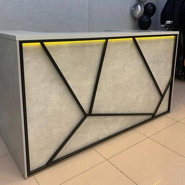 Reception Table | Counter Table 5