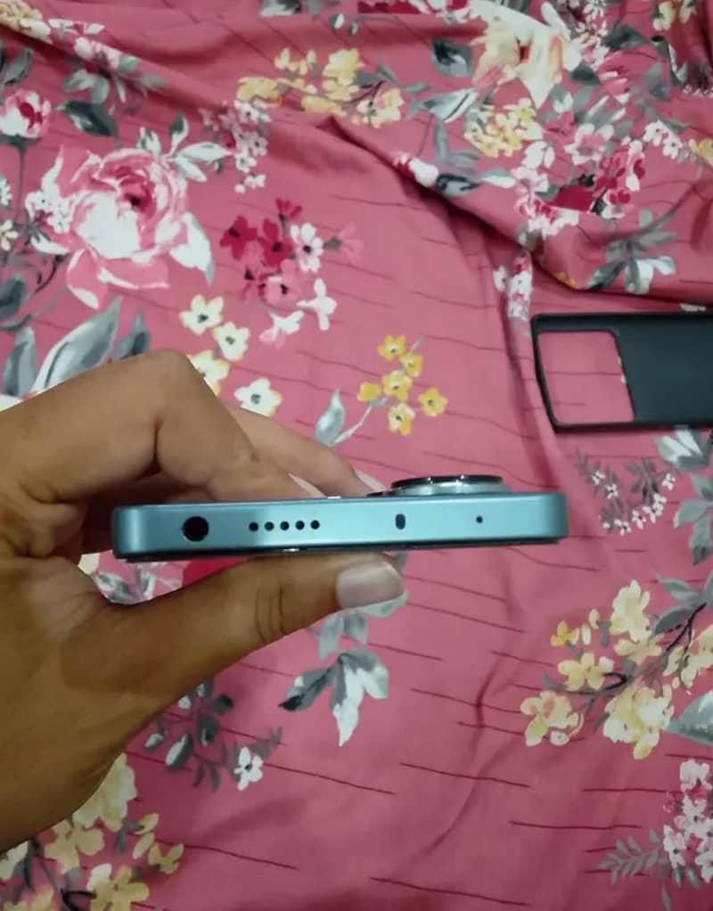 Redmi Note 13 Pro 1