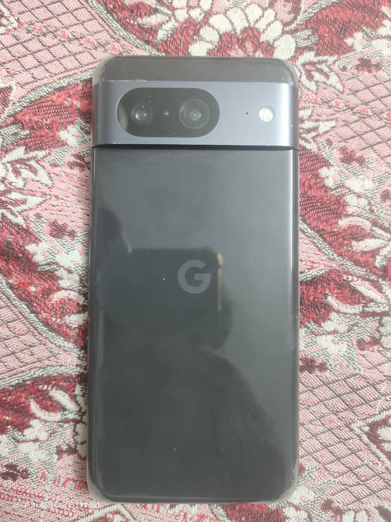 Google Pixel 8 4