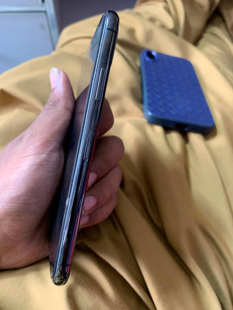 Apple iPhone X 1