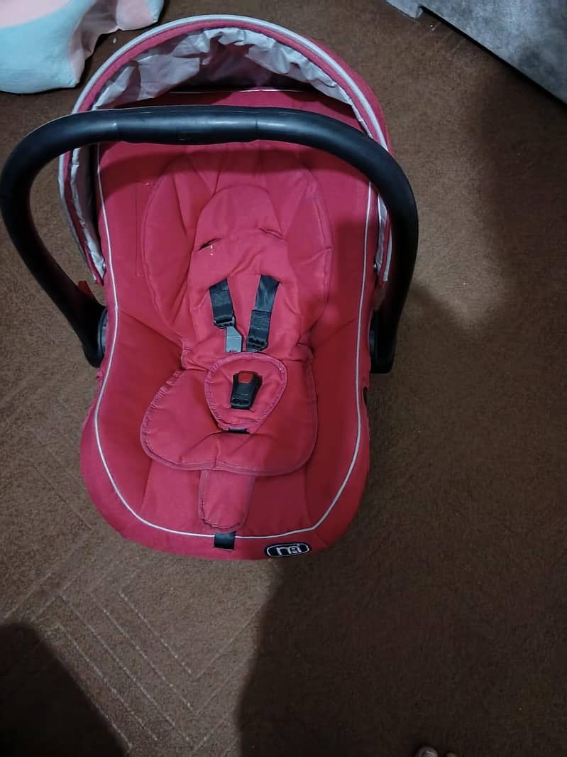 carry cot 0