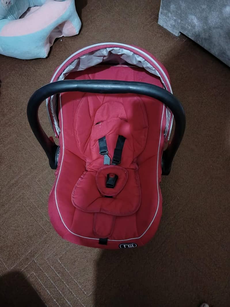 carry cot 2