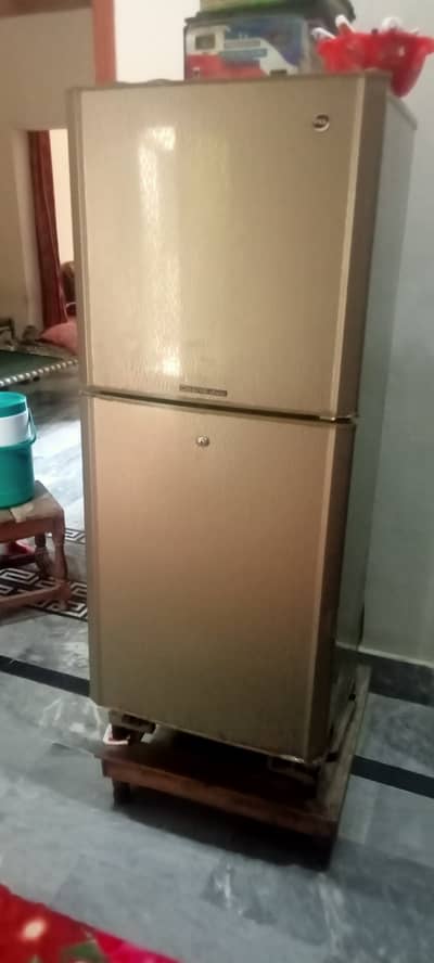 Medium size refrigerator for sale
