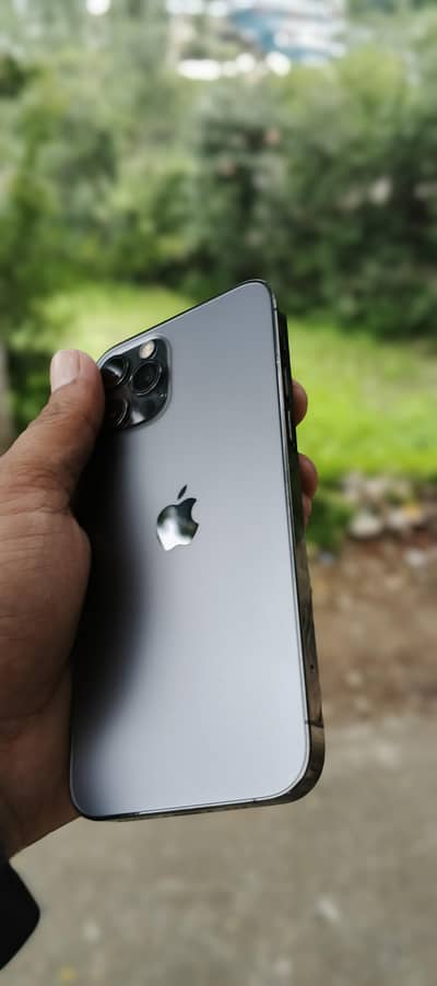 Apple iPhone 12 Pro