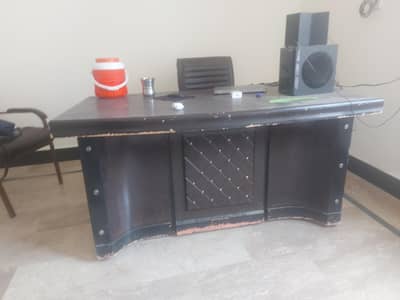 Office tables and chair