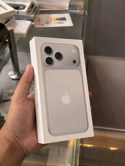 Apple iPhone 17 Pro Max Factory Unlocked Box Packed