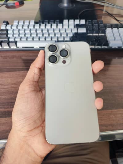 Apple iPhone 15 Pro Max