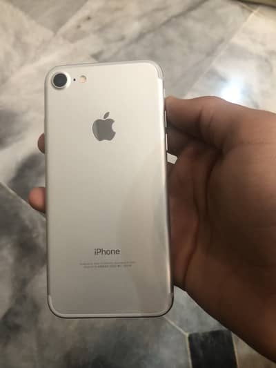 Apple iPhone 7
