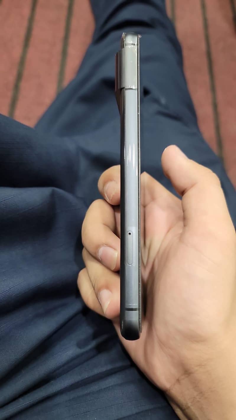 Google Pixel 8 5