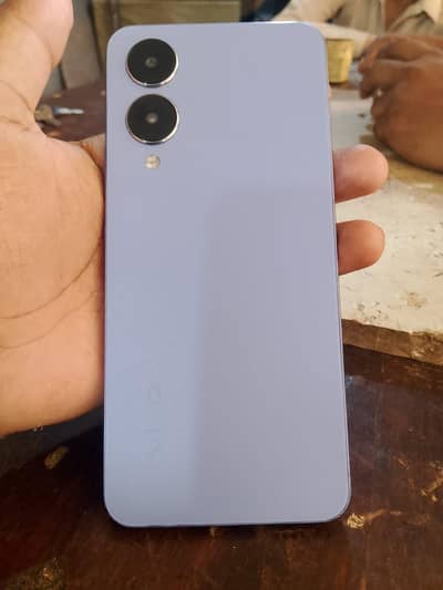 Vivo Y17s