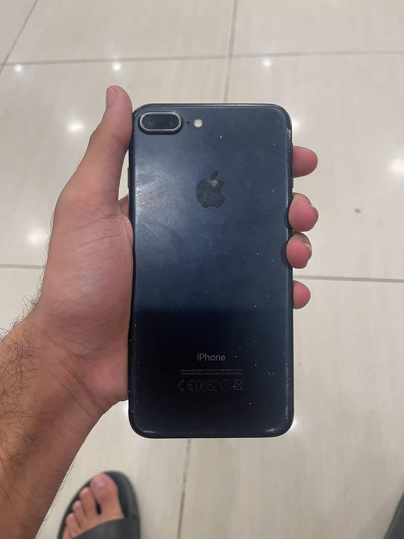 Apple iPhone 7 Plus 3