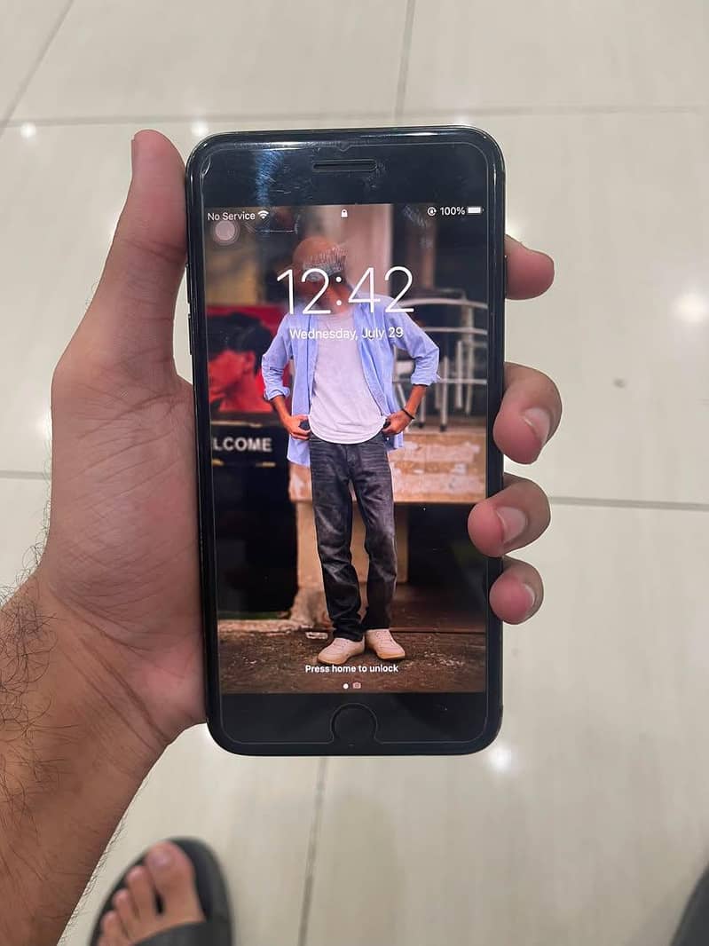 Apple iPhone 7 Plus 4