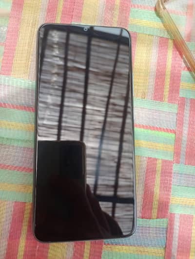 Realme C21Y all ok seld set ram 4 Rom 64 box hai charge nhi hai all ok