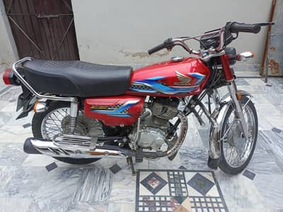 Honda 125 urgent for sale fresh condition