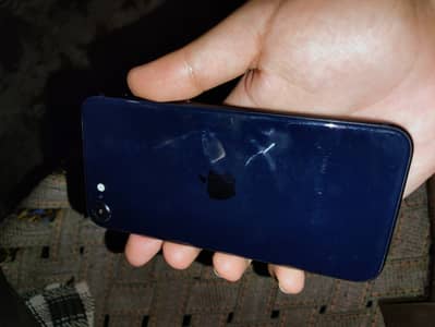Apple iPhone SE 3