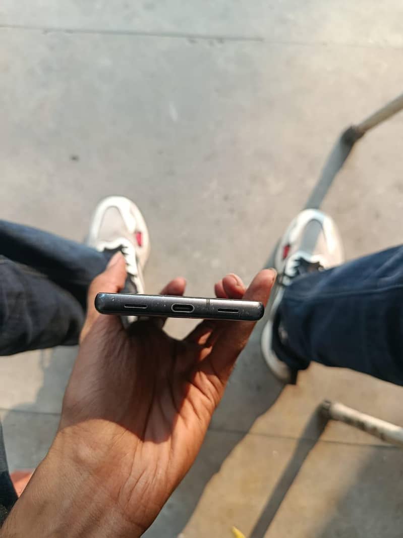 Google Pixel 7a 3