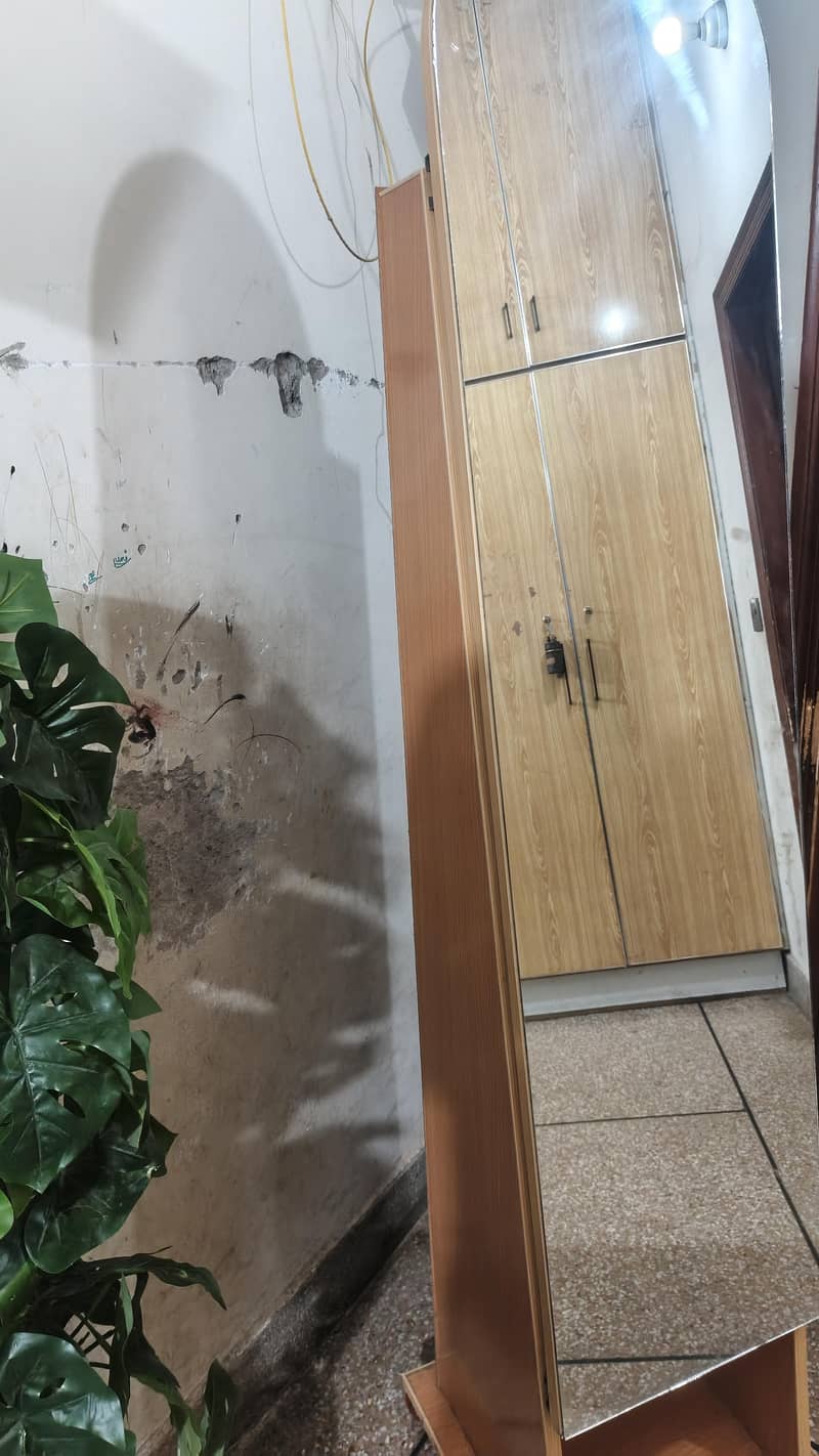 Standing Mirror 0