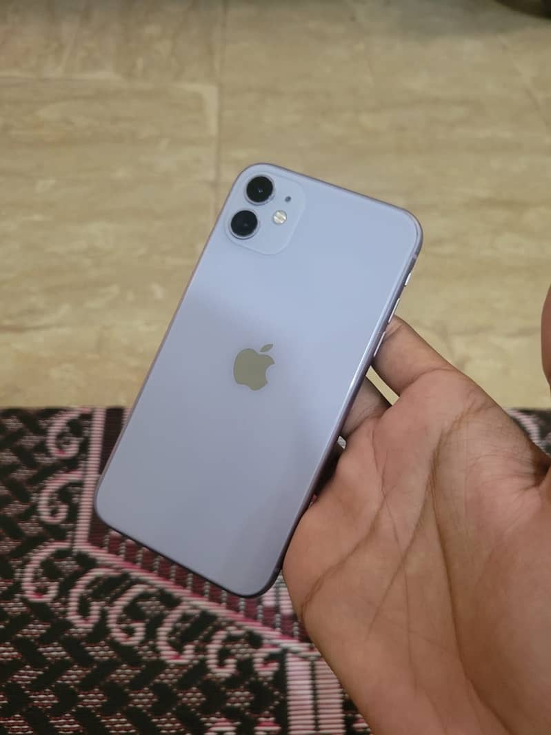 Apple iPhone 11 0