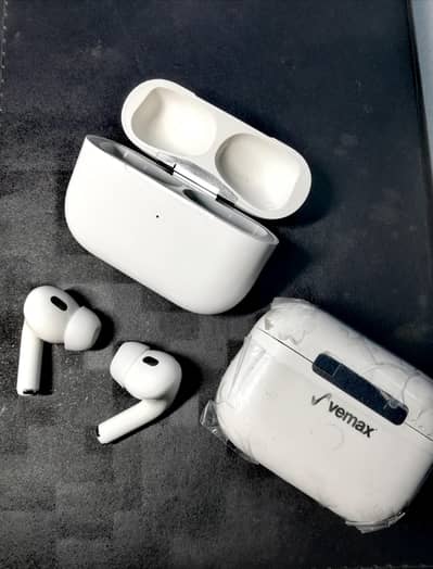 TRUE WIRELESS VEMAX EARPHONES