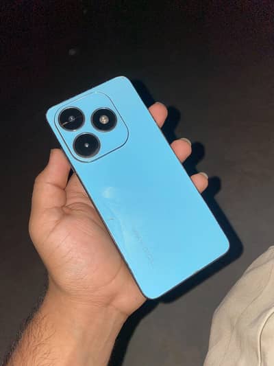 Tecno spark 20 128gb 8gb ram 8 geb extendebal