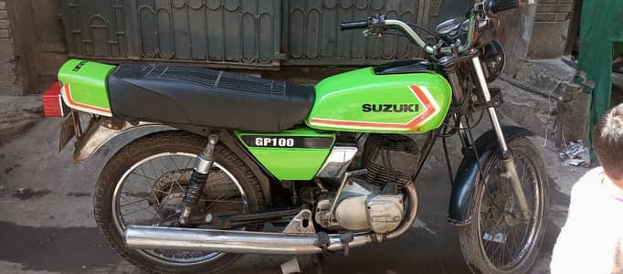 Suzuki GP 100 1985 Model Original Doc Imported Japan 03224714679
