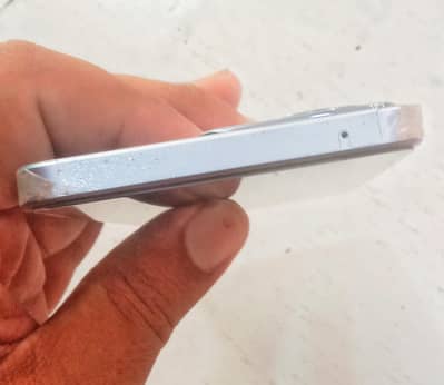 OPPO Reno11 F