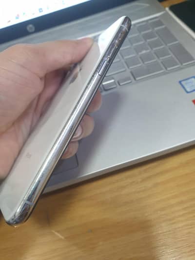 Apple iPhone X