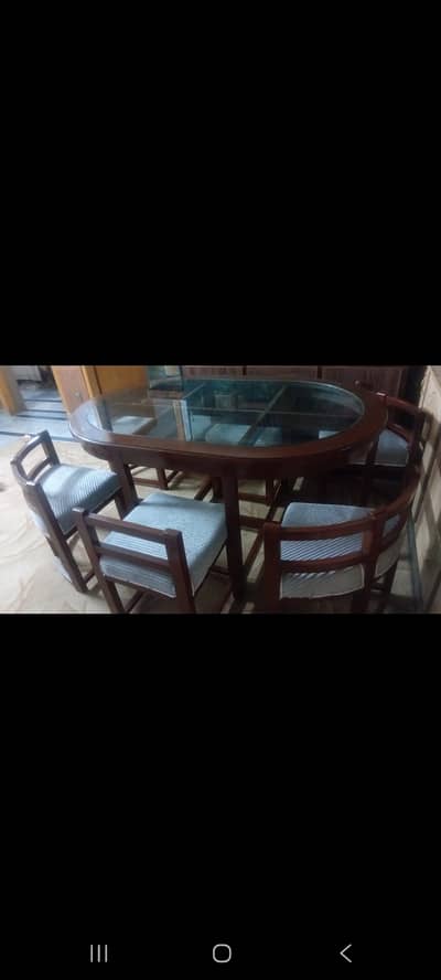 Brand new dinning table with 6 chairs