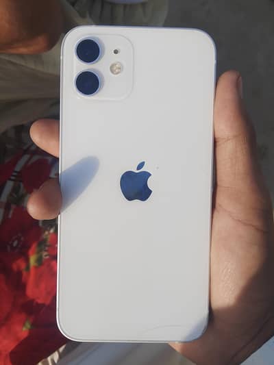 Apple iPhone 12