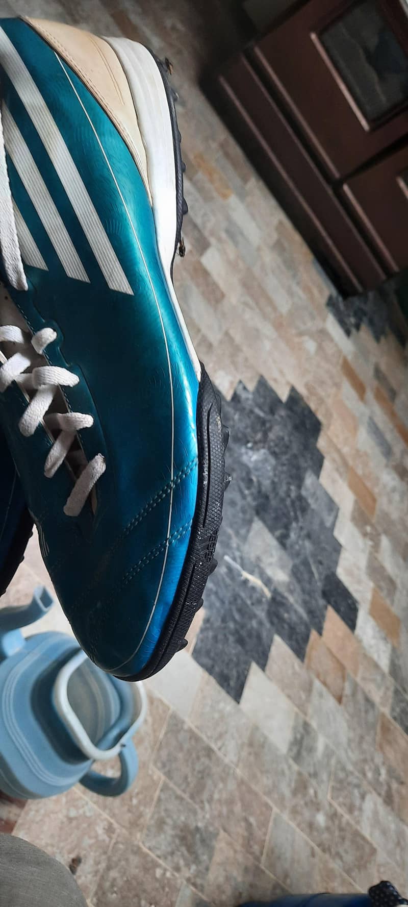 Adidas 5