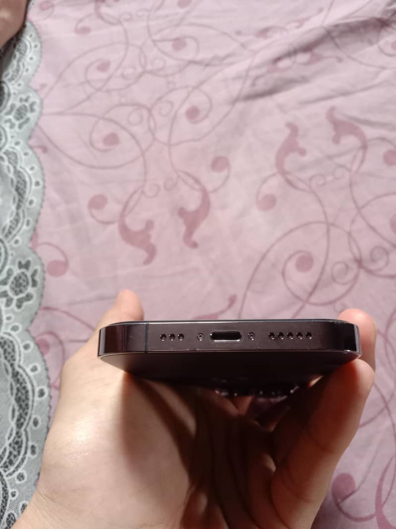 Apple iPhone 14 Pro 4