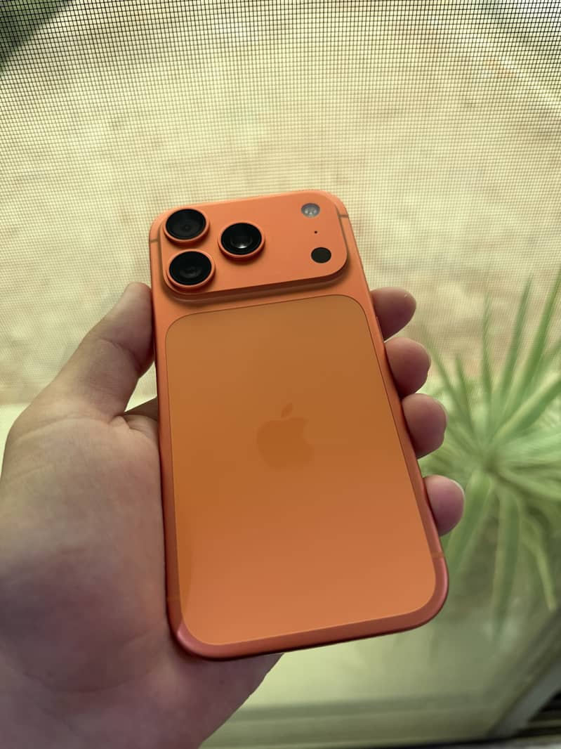 Apple iPhone 17 Pro 2