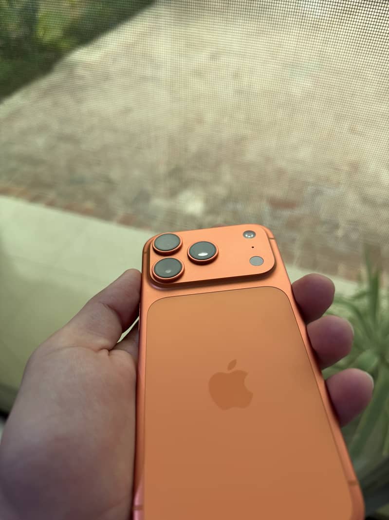 Apple iPhone 17 Pro 9