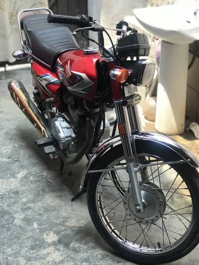 honda 125 2023 model orignal condtion biomatric avlable
