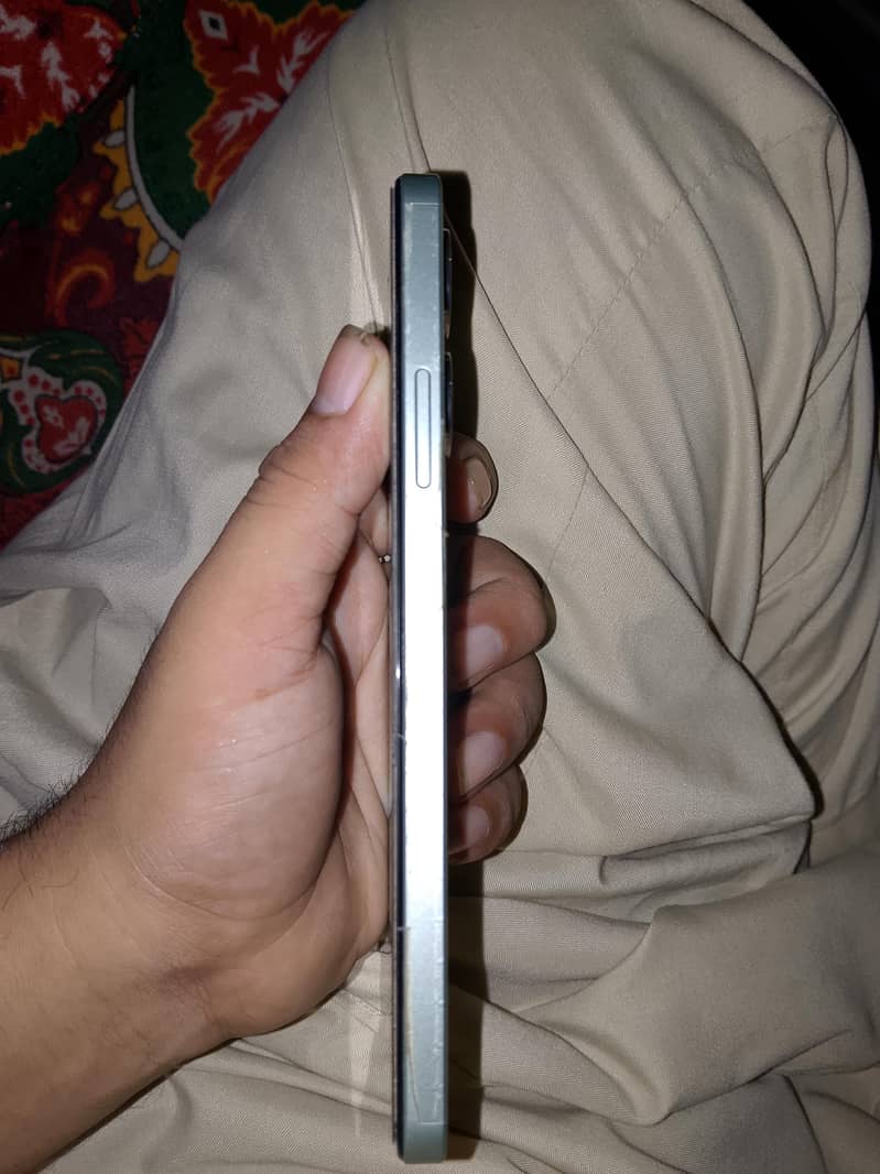 Realme Note 60x 2