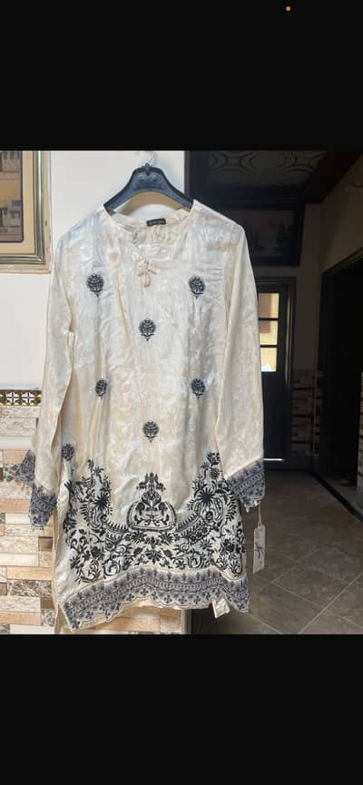 J. Original Brand New 3 Piece Suit Medium | Tag Attached | Rs. 13,000