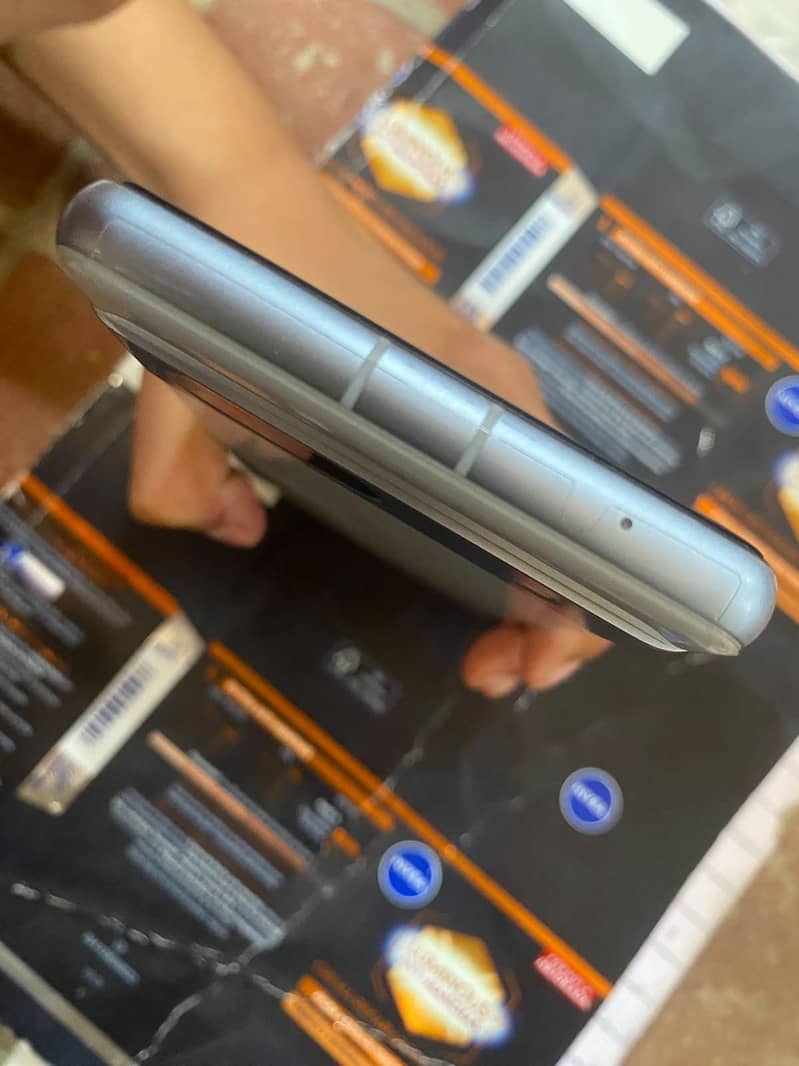 Google Pixel 7A 1