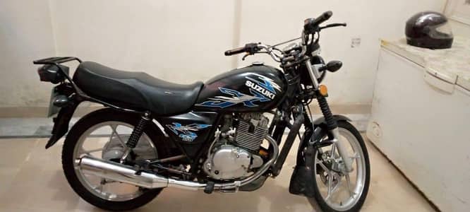 Suzuki | GS 150 | Special Edition | Model 2021 | Good Condition |10/10
