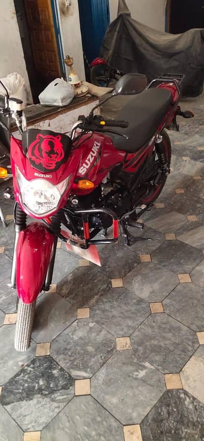 Suzuki gr 150