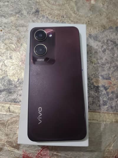 Vivo Y18
