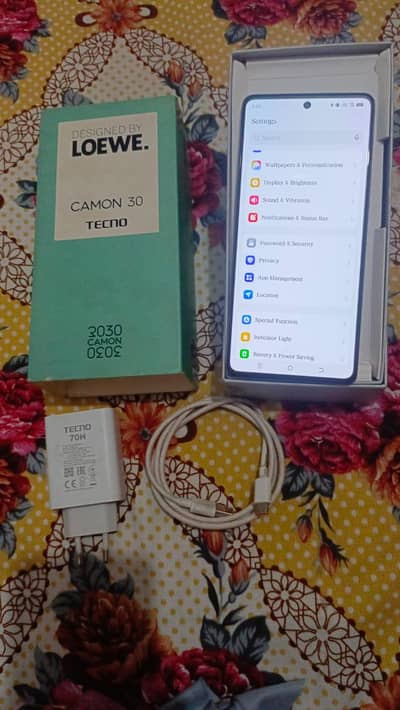 Tecno CAMON 30