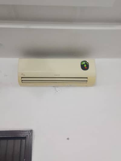 Kenwood 1.5 ton AC